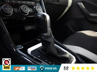 Volkswagen T-Roc 1.5 TSI Sport | Carplay | Virtual | 19 inch | DSG | Trekhaak | Camera / 43