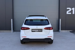 Mercedes-Benz B-Class 200 Luxury Line Panoramadak / Stuurwielverwarming / Stoelverwarming / 7