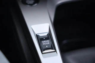Peugeot 308 SW 1.2 PureTech Active Pack Business|Trekhaak|Carplay|Clima|Cruise|Navi / 26