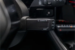 Renault Espace E-Tech full hybrid 200 techno 7p. | Trekhaak | Camera | ACC / 37