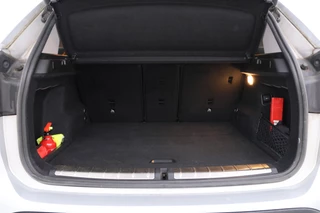 BMW X1 sDrive18d High Executive  Automaat, Panorama dak, Navigatie / 12