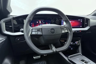 Opel Mokka Electric GS 54 kWh  | Climate control | Achteruitrijcamera | Apple Carplay/Android Auto | Cruise control | LED koplampen | Zwart dak | 18" Lichtmetalen velgen / 31
