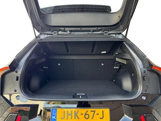 Kia EV4 Hatchback GT-Line Business Edition 81.4 kWh | Direct beschikbaar | Stoel-Stuur verwarming | Draadloos Apple Carplay - Android Auto | GT-Line Exterieur en Interieur Details | Kia Leiderdorp 071 760 06 00 / 13