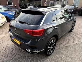 Volkswagen T-Roc 1.5 TSI Style Business  Panoramadak, Stoelverwarming, App Connect / 22