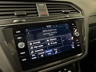 Volkswagen Tiguan 1.5 TSI R-Line Pano Virtual Harman Kardon / 40