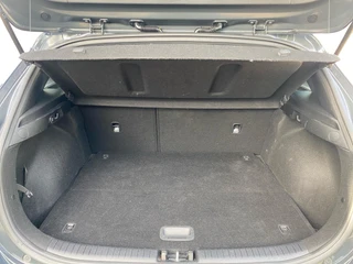 Kia Ceed 1.0 T-GDi GT-Line Edition | Climate control | Navigatie | Parkeercamera | Cruise control | Lane-assist / 29