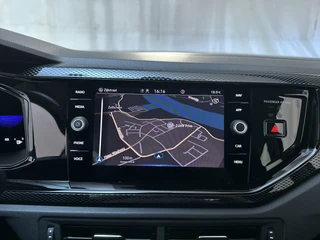 Volkswagen Polo 1.0 TSI Life Business Camera Stoelverwarming Navigatie App-Connect DAB+ / 8