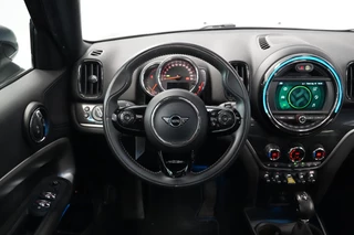 MINI Countryman 1.5 Cooper S E ALL4 Chili  Panoramdak Full-led Navigatie 24 Maanden garantie* (Vraag naar de voorwaarden) / 7