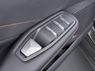 Changan Deepal S05 EV LHD MAX 200KW | 68.8 kwh | NIEUWE AUTO | PANORAMADAK | 20" LMV | 360° CAMERA | HEAD-UP DISPLAY | LEDEREN BEKLEDING | STOELVERWARMING | FULL OPTIONS | FABRIEKSGARANTIE T/M 2033 | / 18