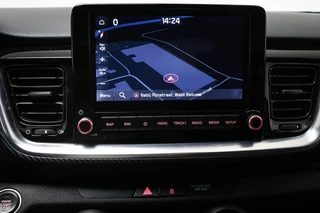 Kia Stonic 1.0 T-GDi MHEV GT-Line | LEDER | STUURVERWARMING | DAB | APPLE | CAMERA / 42