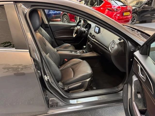 Mazda 3 2.0 SkyActiv-G 120 GT-M / 21
