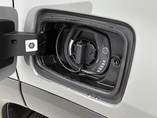 Jeep Renegade 4xe 240 Plug-in Hybrid Electric S | Camera | Adaptive Cruise | Stoel-/Stuurverwarming | Navi | / 32