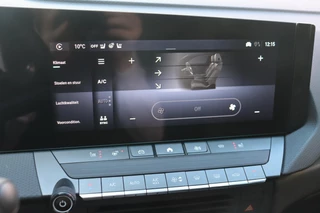 Opel Astra Electric 58 kWh Ultimate / Pano / Suede / 24
