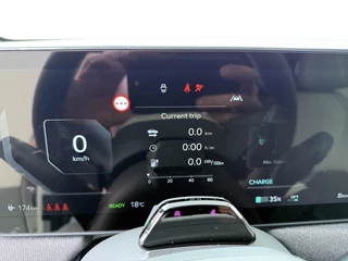 Kia EV3 GT-Line Business Edition 81.4 kWh  Navigatie - Achteruitrijcamera - Apple & Android Carplay - Nieuw uit voorraad leverbaar / 24