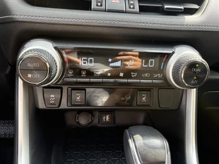 Toyota RAV4 2.5 Hybrid AWD Dynamic LM-VELGEN PARK-SENSOREN STOELVERW APPLE/ANDROID AD-CRUISE CAMERA DAB+ / 20