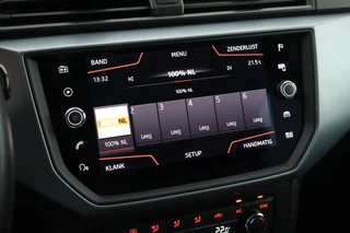SEAT Arona 1.0 TSI 95pk Style Business Intense Camera Virtual Cockpit ACC Keyless Navigatie Carplay / 21