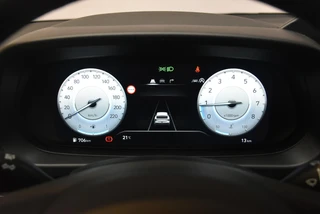 HYUNDAI I20 1.0 T-GDI Comfort I Navi + Camera / 23