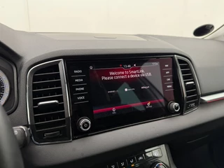 Skoda Karoq 1.5 TSI ACT Style | Adaptive cruise | Stoelverwarming | CarPlay | Camera | Parkeersensoren achter | Trekhaak / 27