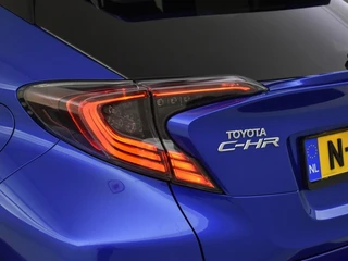 Toyota C-HR 1.8 Hybrid Style Allseasons | Leder | Blindspot / 12