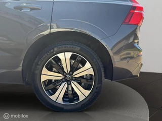 Volvo XC60 2.0 T6 Plug-in hybrid AWD Plus Dark / 25