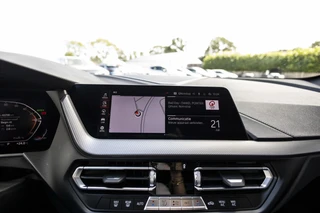 BMW 1 Serie 120i M-Pakket  | NL Auto | LED / 25