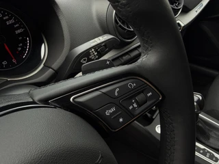 Audi Q2 35 TFSI S 150pk Edition / CarPlay / 13