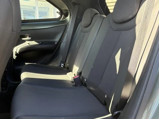 Toyota Aygo X 1.0 VVT-i MT Limited NL-AUTO 1E EIGENAAR CLIMA AD-CRUISE JBL-AUDIO APPLE/ANDROID CAMERA LM-VELGEN LED BI-TONE DRAADLOOS-LADEN / 11