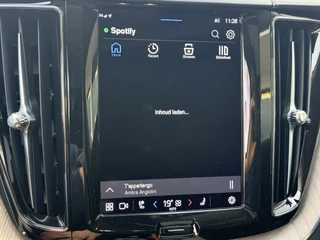 Volvo XC60 2.0 Recharge T6 AWD Inscription  | Stoelventilatie | LED | Keyless | Apple Carplay | Stuur- en stoelverwarming |  Pano / 43
