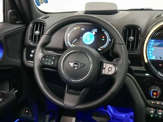 MINI Countryman 1.5 Cooper S E ALL4 Panoramadak | Harman Kardon | ACC | Head Up / 39