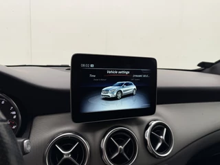 Mercedes-Benz GLA-klasse 180 Business Solution Plus Upgrade Edition | Automaat | Cruise control | Stoelverwarming | 360° camera / 24