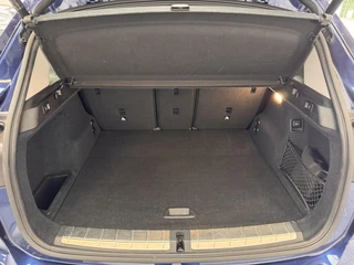BMW X1 sDrive18i Executive | X-line | Pano | Navi | Camera | Keyless | Elektr achterklep | Stoelverwarming | Elektr stoelen / 23