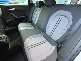 Seat Leon Sportstourer 1.5 TSI Style Launch Edition / ACC / Led / CarPlay / Trekhaak . / 35