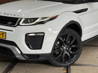 Land Rover Range Rover Evoque 2.0 Si4 HSE Dynamic Panorama | Leder | Camera | LED | Trekhaak | 4WD | Stoelverwarming | NAP | / 12