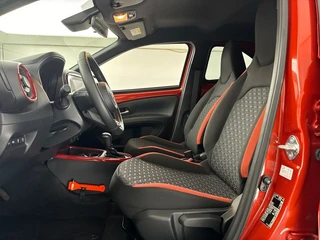 Toyota Aygo X 1.0 VVT-i S-CVT Pulse Plus Automaat | Keyless Entry | Parkeersensoren voor + achter | 17'' L.M. Velgen / 19