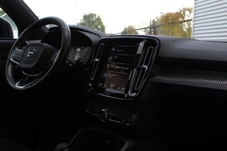 Volvo XC40 2.0 B4 R-Design  | Harman Kardon | Trekhaak | Memory | Adaptieve Cruise | Elektr. Achterklep / 7