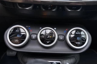 Fiat 500 X 1.5 Hybrid Sport Cabrio Automaat | Navigatie | Camera | Keyless | Climate control | Lichtmetalen velgen | Half lederen bekleding / 29