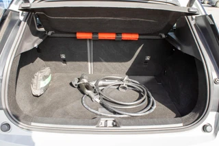 Volvo EX30 Single Motor Extended Range Plus 69 kWh Harman|Camera|BLIS / 36