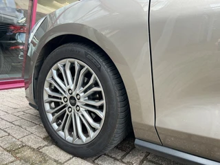 Ford Focus 1.0 EcoBoost Titanium Business  | Keyless | Cruise | Trekhaak | Camera | Stoel/Stuurverw. | B&O | / 9