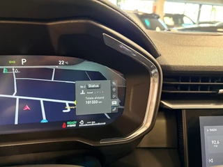 Lynk & Co 01 1.5 / pano / navi / camera / Infinity / memory / elec klep / Apple carplay / 31