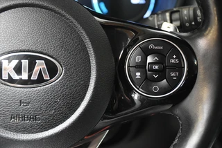 Kia e-Soul 64kWh ExecutiveLine I SOH 100% I TREKHAAK / 21