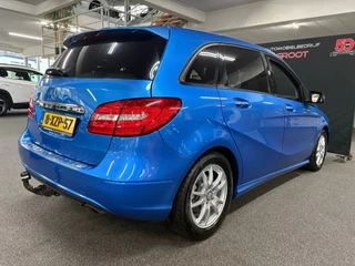 Mercedes-Benz B-Class 180 Ambition Nederlandse auto/ Trekhaak/ Parkeersensoren voor en achter/ Set winterbanden / 6