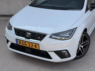 SEAT Ibiza 1.0 TSI FR Business Intense Plus Pano Virtual Camera 18'' 6-bak / 2