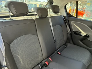 Opel Corsa 1.0 Turbo 5 Deurs Innovation | Climate control | Stoel & Stuurverwarming | Elektrisch Pakket | Cruise control | Parkpilot | 16" LM-Velgen / 15