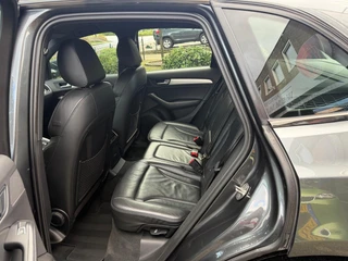 Audi Q5 2.0 TFSI quattro S Edition / 14