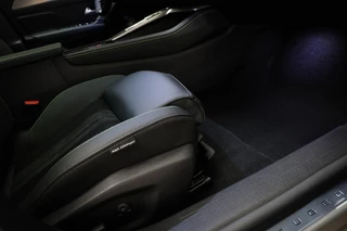 Peugeot e-408 GT 58 kWh | NIEUW | PANORAMADAK | STUURVERWARMING | MASSAGE | DAB | APPLE | 360 CAMERA / 13