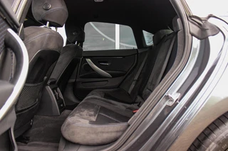 BMW 4-serie Gran Coupé 420i High Executive M Sport | Innovation pakket | Head-up display | LED adaptief | HiFi audio | Keyless entry | Shadow Line | Grootlichtassistent | Stoelverwarming / 19
