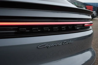 Porsche Cayenne Coupé 4.0 Turbo E-Hybrid GT  Burmester PDCC Carbon HUD ACC 360 / 55