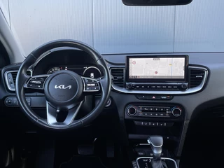 Kia XCeed 1.5 T-GDi DynamicPlusLine Automaat | Navi | Clima | Camera | Stoel/-Stuurverwarming | Afneembare Trekhaak | Elektr. Achterklep | Adaptieve Cruise | Keyless Entry / 14