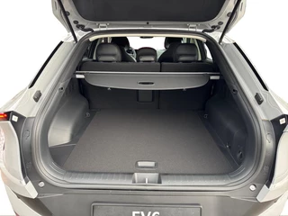 Kia EV6 Light Edition 63 kWh | Enkele kleuren op voorraad bel voor info | € 2000,- Inruilpremie | 428km Actieradius / 21