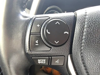 Toyota RAV4 2.5 Hybrid Style TREKHAAK STOEL/STUURVERW ELEK-ACHTERKLEP PARK-SENSOREN BLUETOOTH CAMERA LM-VELGEN / 19